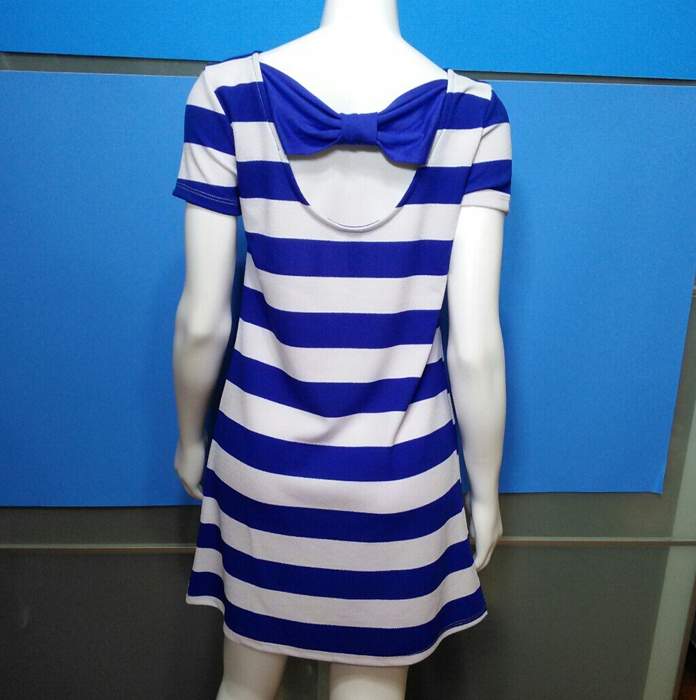 VANILLA BAY • Sailor Dress w/ Bow tie / size (S)